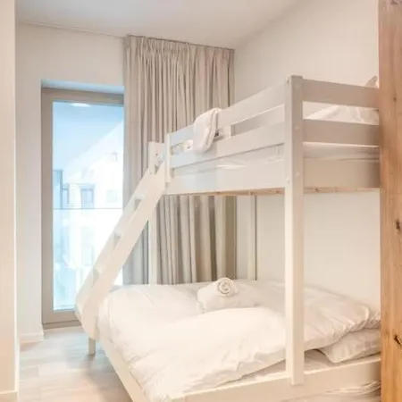 Sunny Seaview Sanctuary In W Parking * Ostend