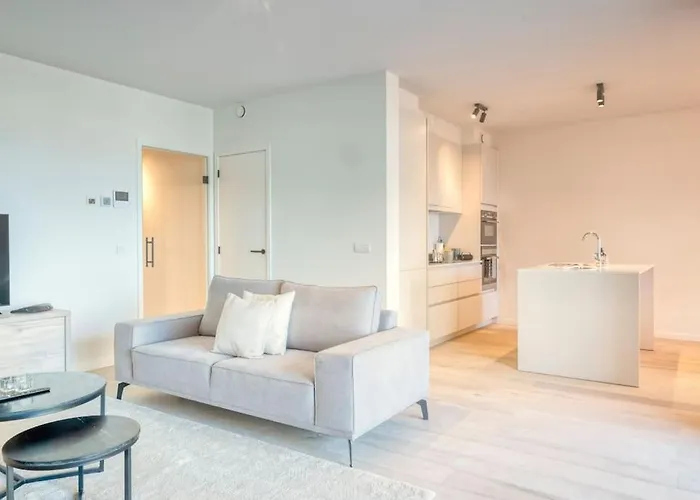 公寓 Sunny Seaview Sanctuary In W Parking