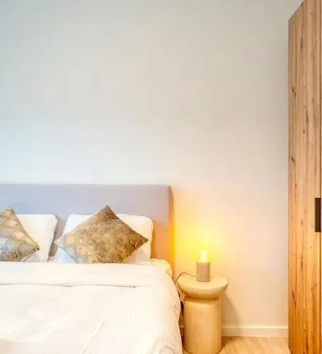 Sunny Seaview Sanctuary In W Parking *