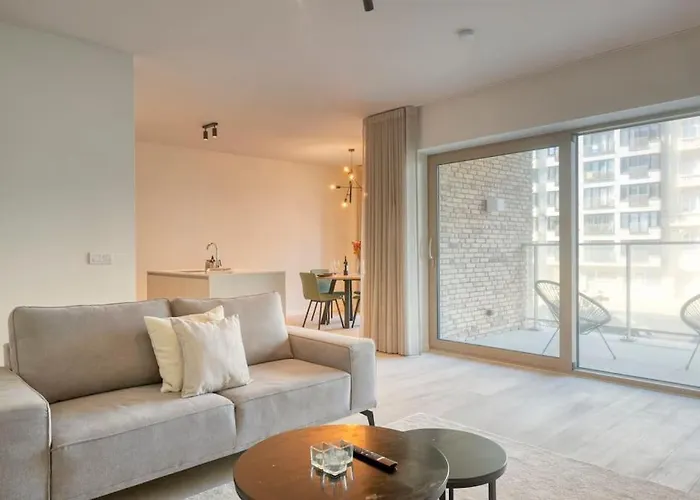 Apartment Sunny Seaview Sanctuary In W Parking *